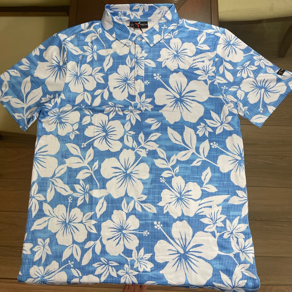 Yatta Golf size large Golf polo NWT